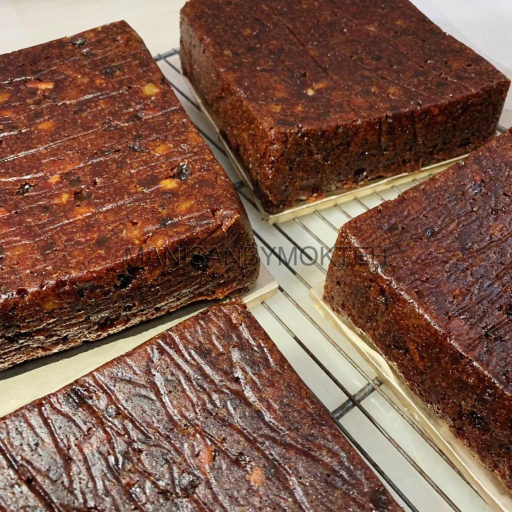 English Steamed Fruit Cake - Image 4